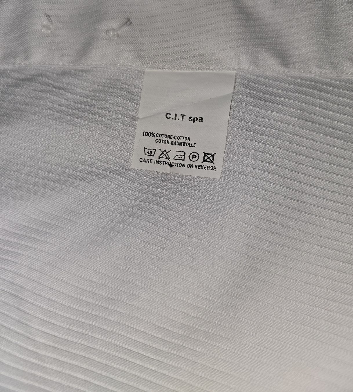 Armani Camicie: Camicia Armani polsino gemelli – Usato da calpiogna venduto da dadalter 8