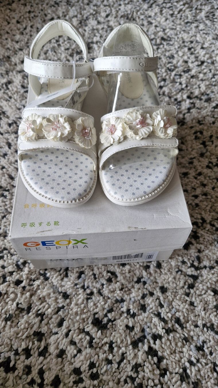 Geox Schuhe für Mädchen: Geox Kinder Sandalen Gr. 33 NEU – Neu und originalverpackt aus Basel von Andrealin