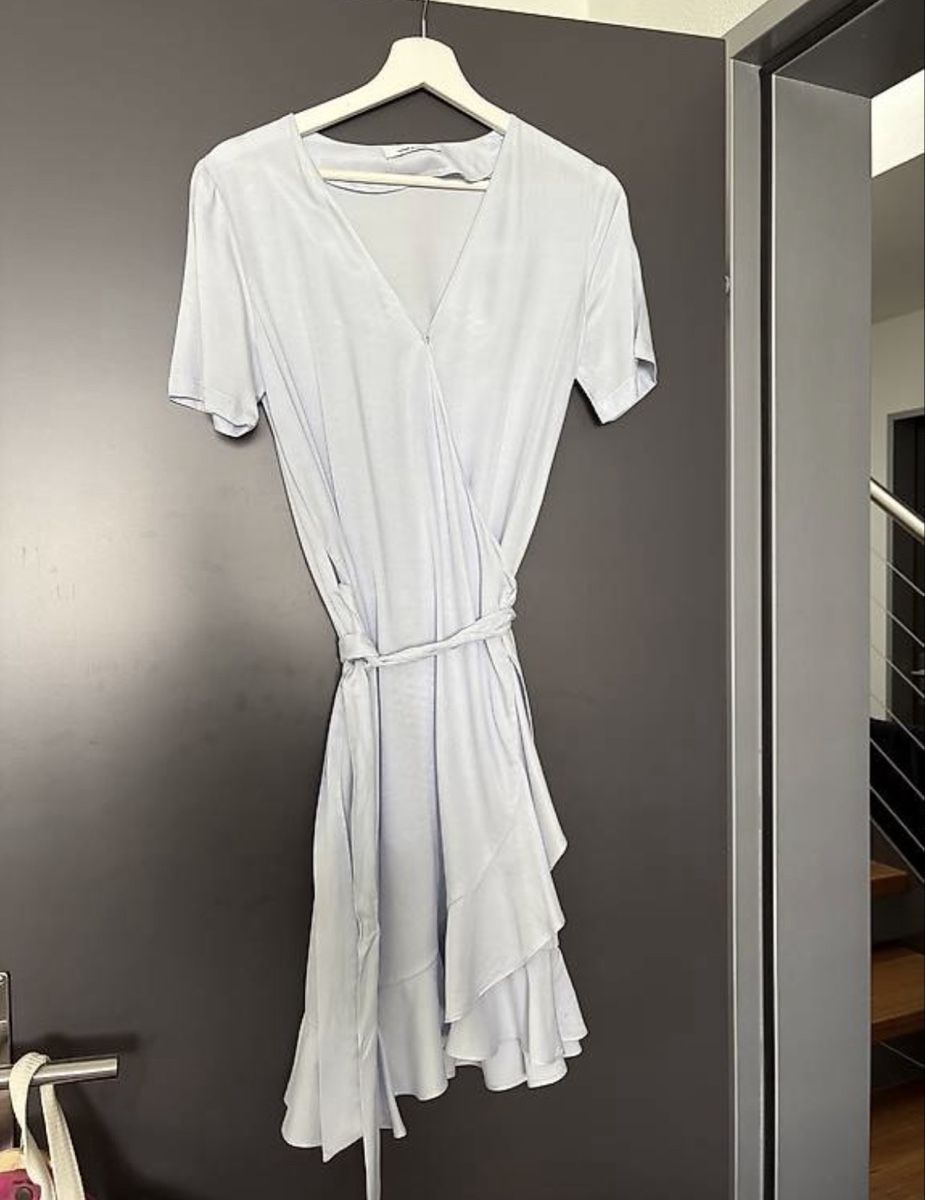 Samsøe Samsøe Kleider: Wickelkleid kurz hellblau – Neu (gemäss Beschreibung) aus Embrach von ale_v5qn