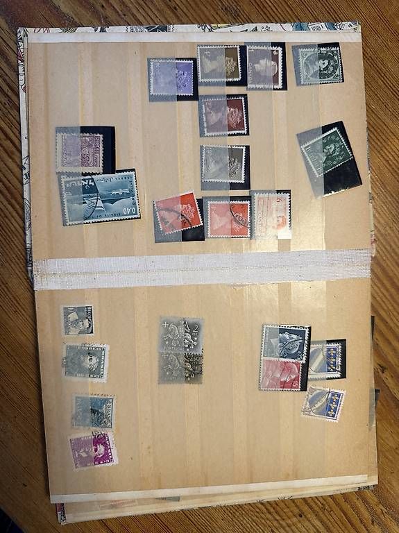 Tous les timbres: Briefmarken – D'occasion à Basel par dietschy77 2