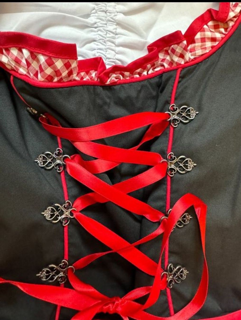 Vestiti: Elegantes Dirndl-Set – Nuovo (secondo la descrizione) da Zürich venduto da V.Erb 1