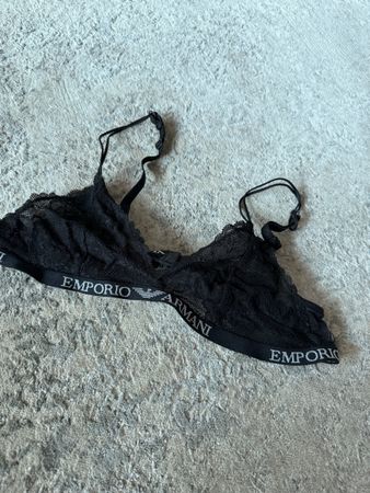 Emporio Armani BH, schwarz, Grösse 32B, sehr guter Zustand
