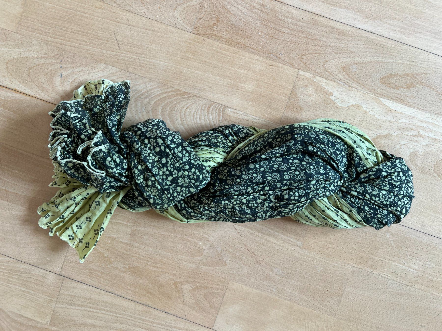 Colora Foulard & Sciarpe: Colora Schal, 27% Seide, Hellgrün, NEU – Nuovo (secondo la descrizione) da Worb venduto da farben20zauber 1