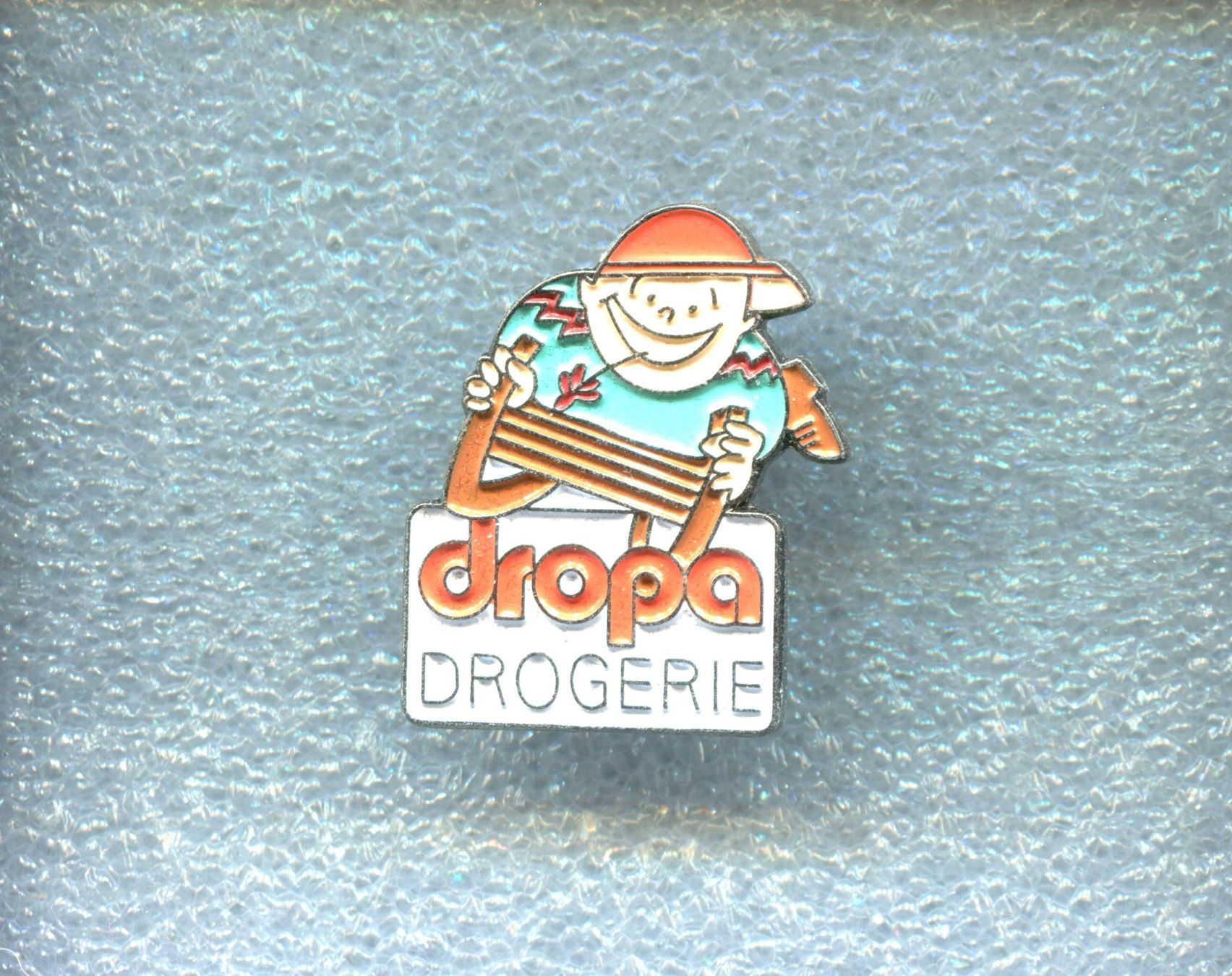 Placchette & Badge: dropa DROGERIE – Usato da Winterthur venduto da Sammleroase