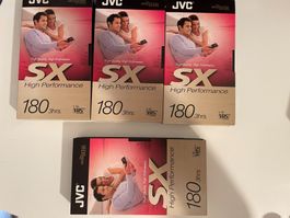 Lot de 4 cassettes VHS JVC SX 180 vierges