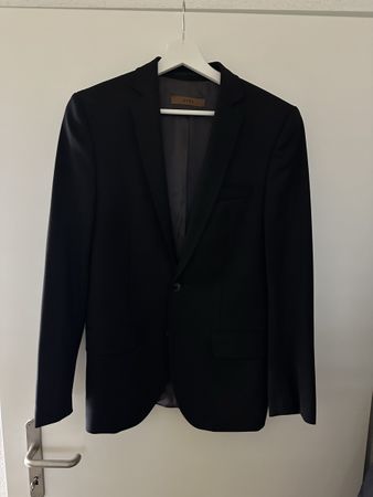 Schwarzer Sakko Gr. M skinny fit wie neu!