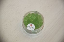 Glaswürfel gefrostet NEU 7x8 mm 45 Stück NEU OVP grün
