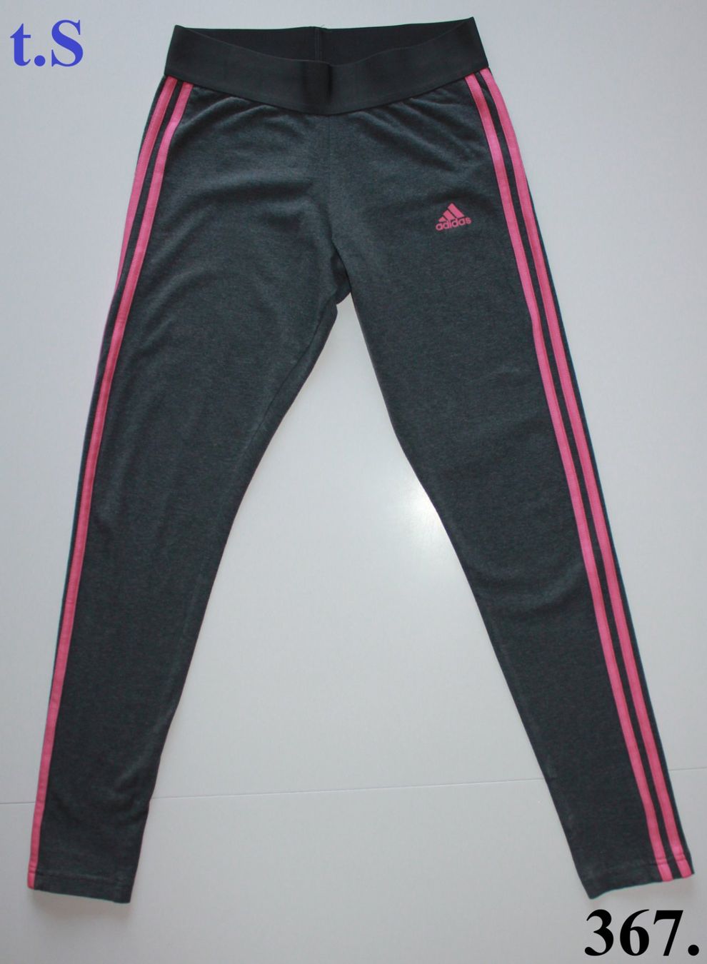 Leggings: Leggins Adidas gris t. S – Usato da Peseux venduto da Gilloss
