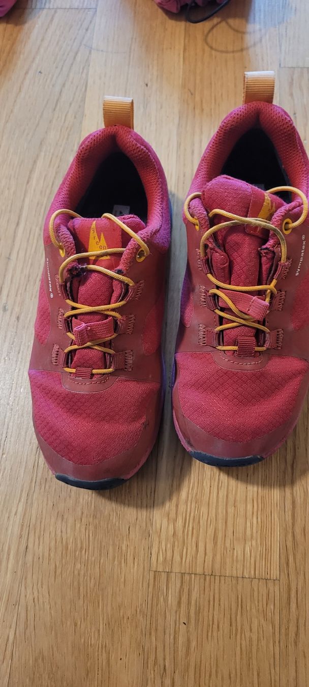 Scarpe per ragazzi: Vaude Wanderschuhe, NUR Abholung möglich – Usato da Wädenswil venduto da Lotus1987