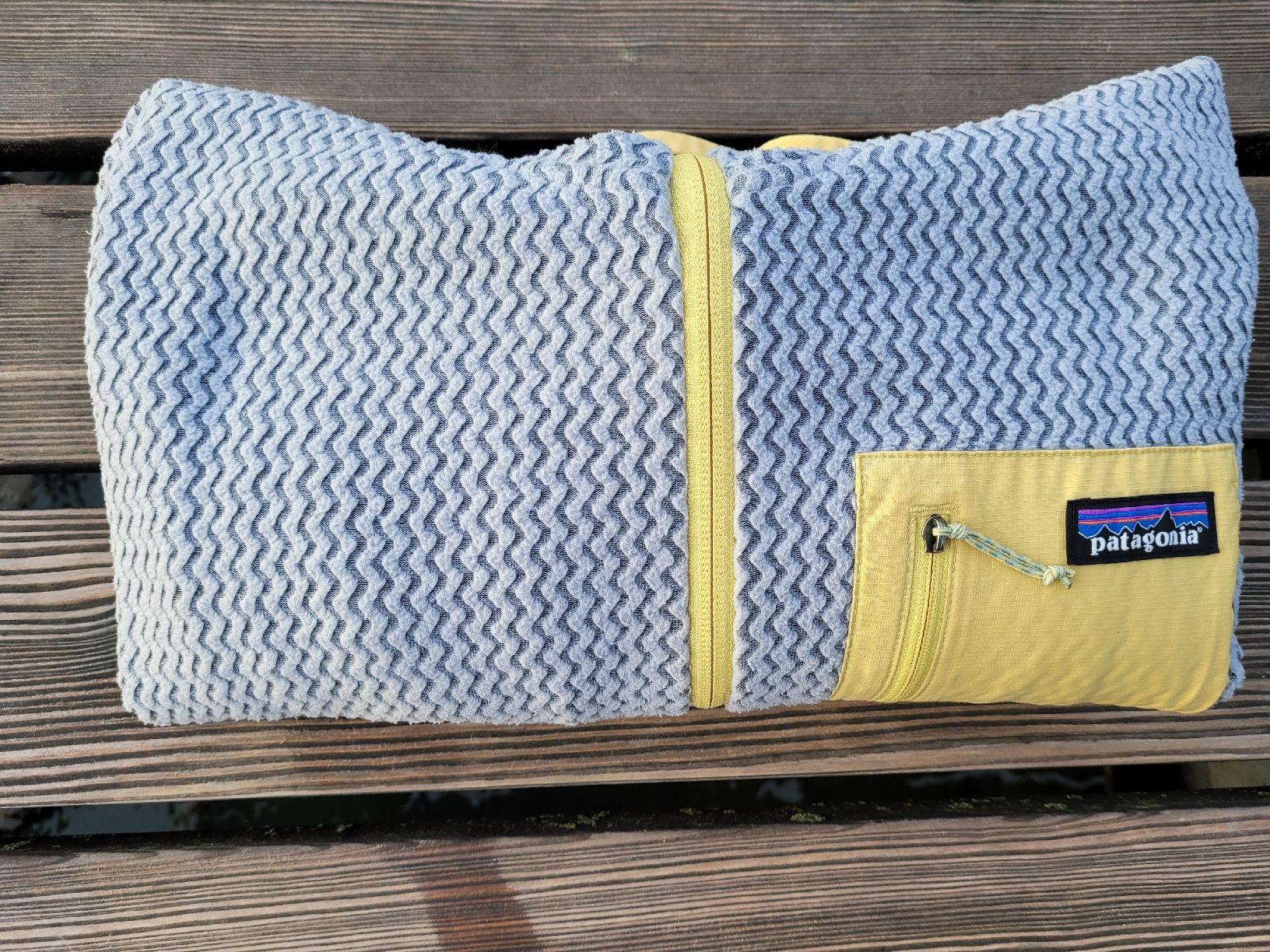 Patagonia Maglioni & Felpe: Patagonia R1 Air – Nuovo (secondo la descrizione) da Zürich venduto da Loboso 5