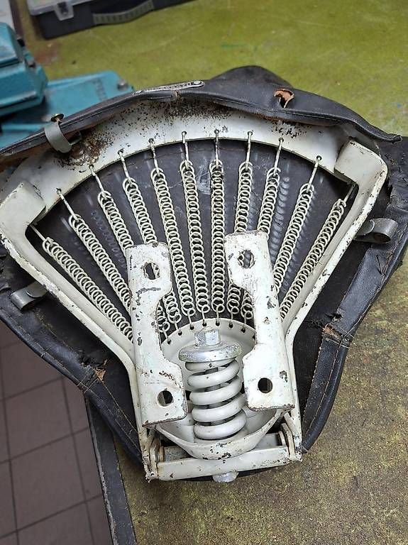 Alle Motorradersatzteile: Selle epoca conservate Lambretta Innocenti – Gebraucht aus Giubiasco von Vale2371 2