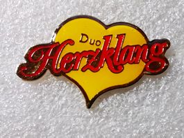 Ansteckpin 37: Duo Herzklang