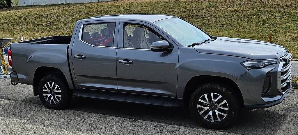 Nutzfahrzeuge: Vollelektrischer Pickup MAXUS – Gebraucht aus Fischenthal von Planet756 4
