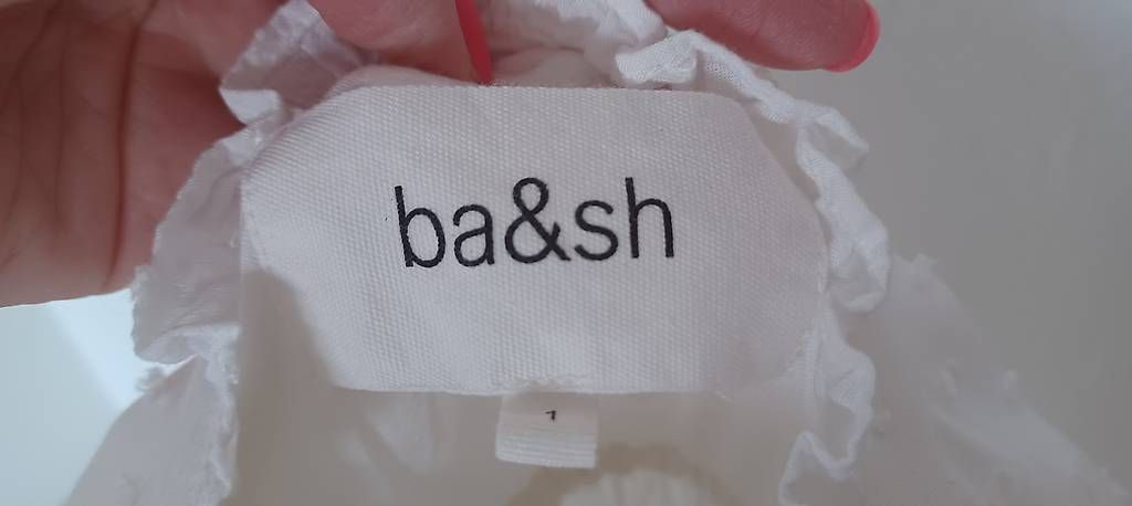 Camicette: Blouse Bash portée 1 fois. TBE – Usato da GENEVE venduto da NathalieI01 1