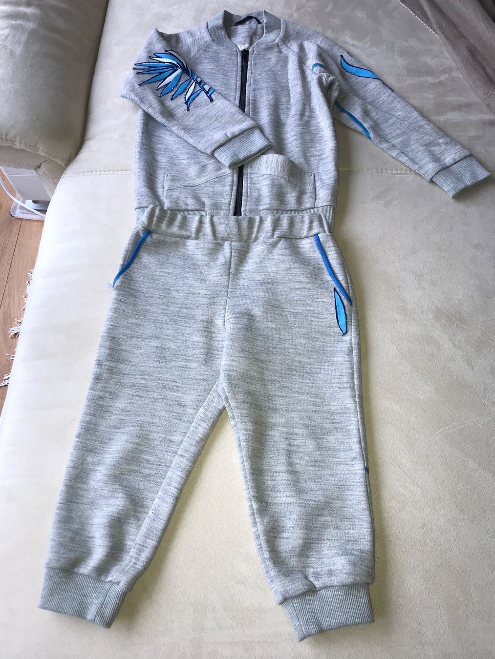 Kleiderpakete & -sets: Hose und Pulli Set Gr.110-116 – Neu (gemäss Beschreibung) aus Meilen von Exclusive00 2