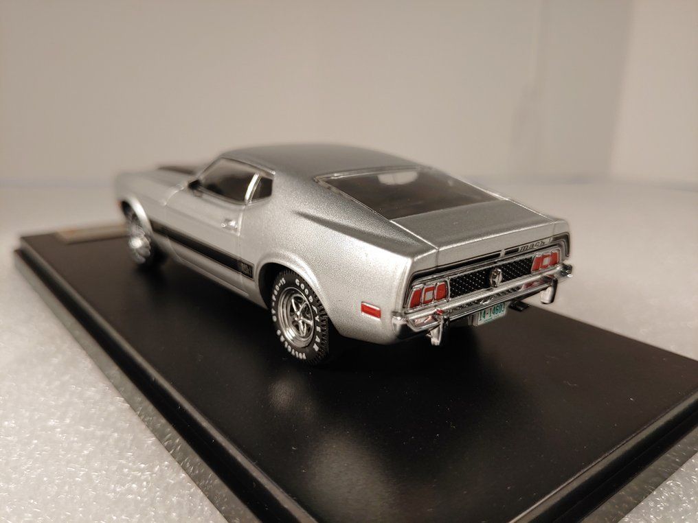 Ford Modellini d'auto: Ford Mustang Mach1 (1973) – Nuovo e nell'imballaggio originale da Flawil venduto da Imperiosud 3
