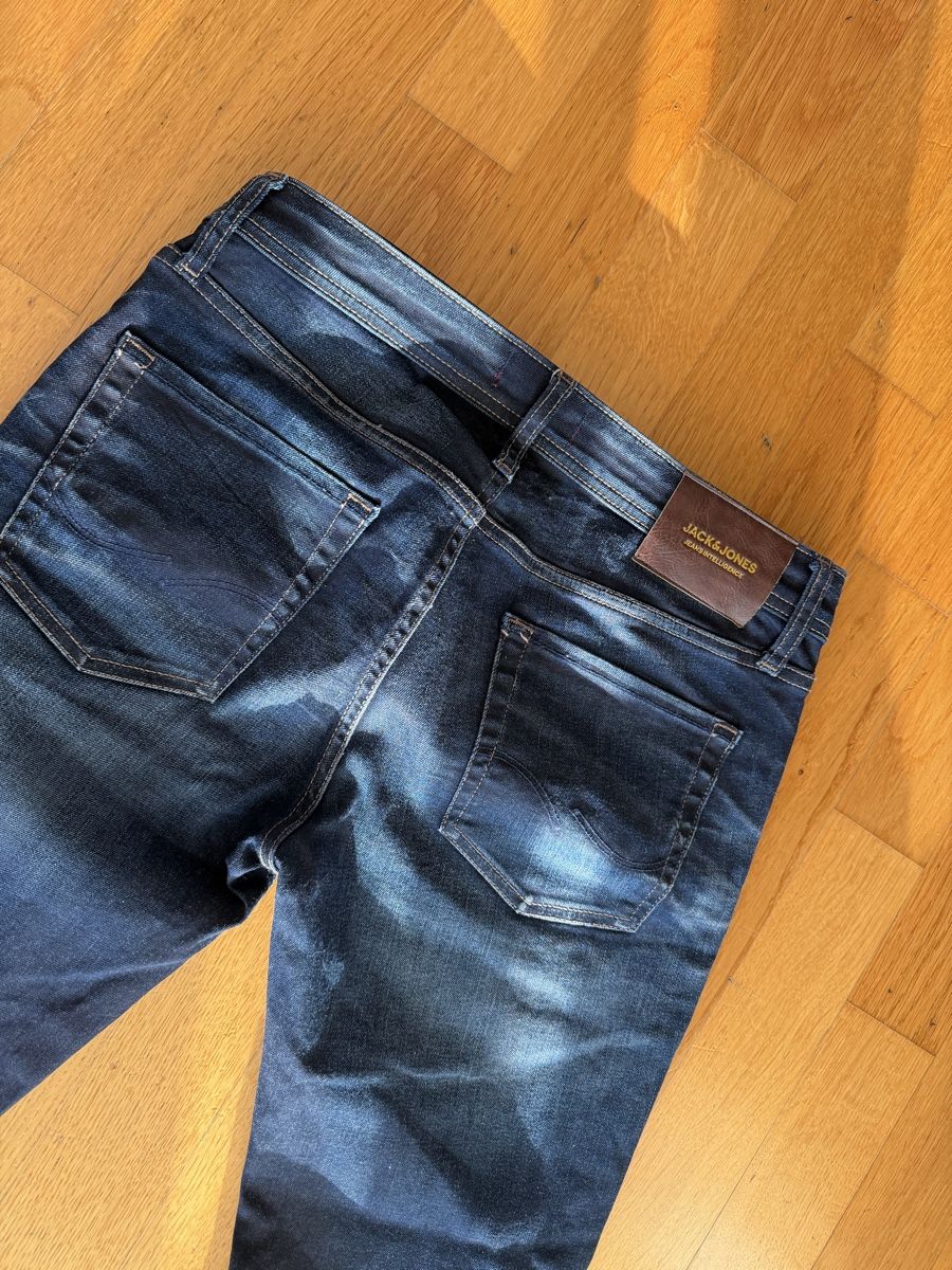 Jack & Jones Jeans: Jack Jones Jeans Top design – Usato da St.Gallen venduto da bubo2008 5