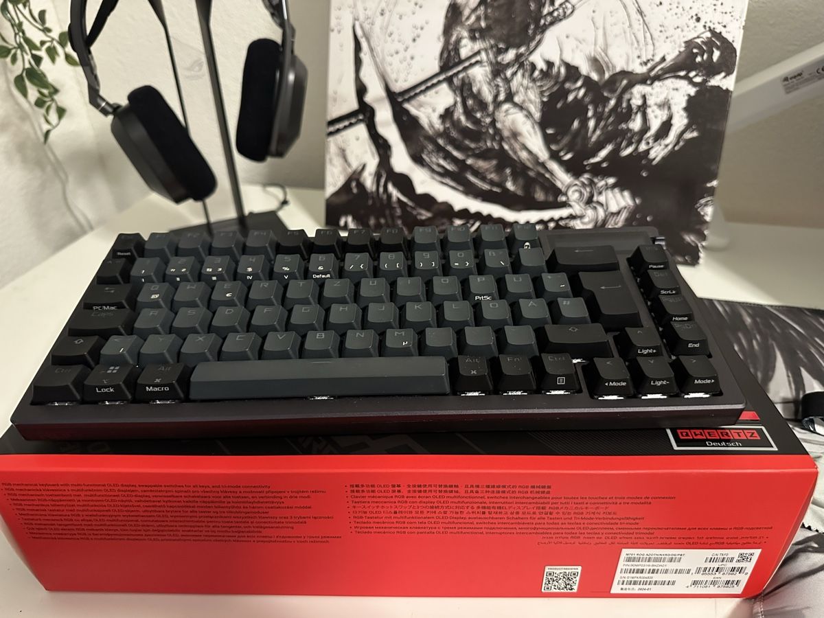 Asus Claviers: Asus Rog Azoth – D'occasion à Rothrist par marcolupiae 1