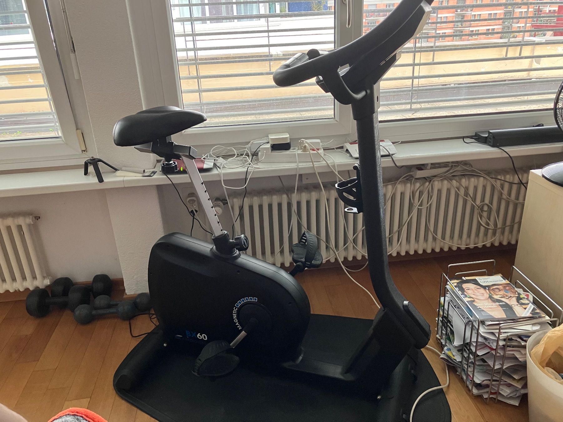 CardioStrong Hometrainer: cardiostrong Ergometer CST-BX60 TOUCH – Usato da Winterthur venduto da Seepferdchen63 1