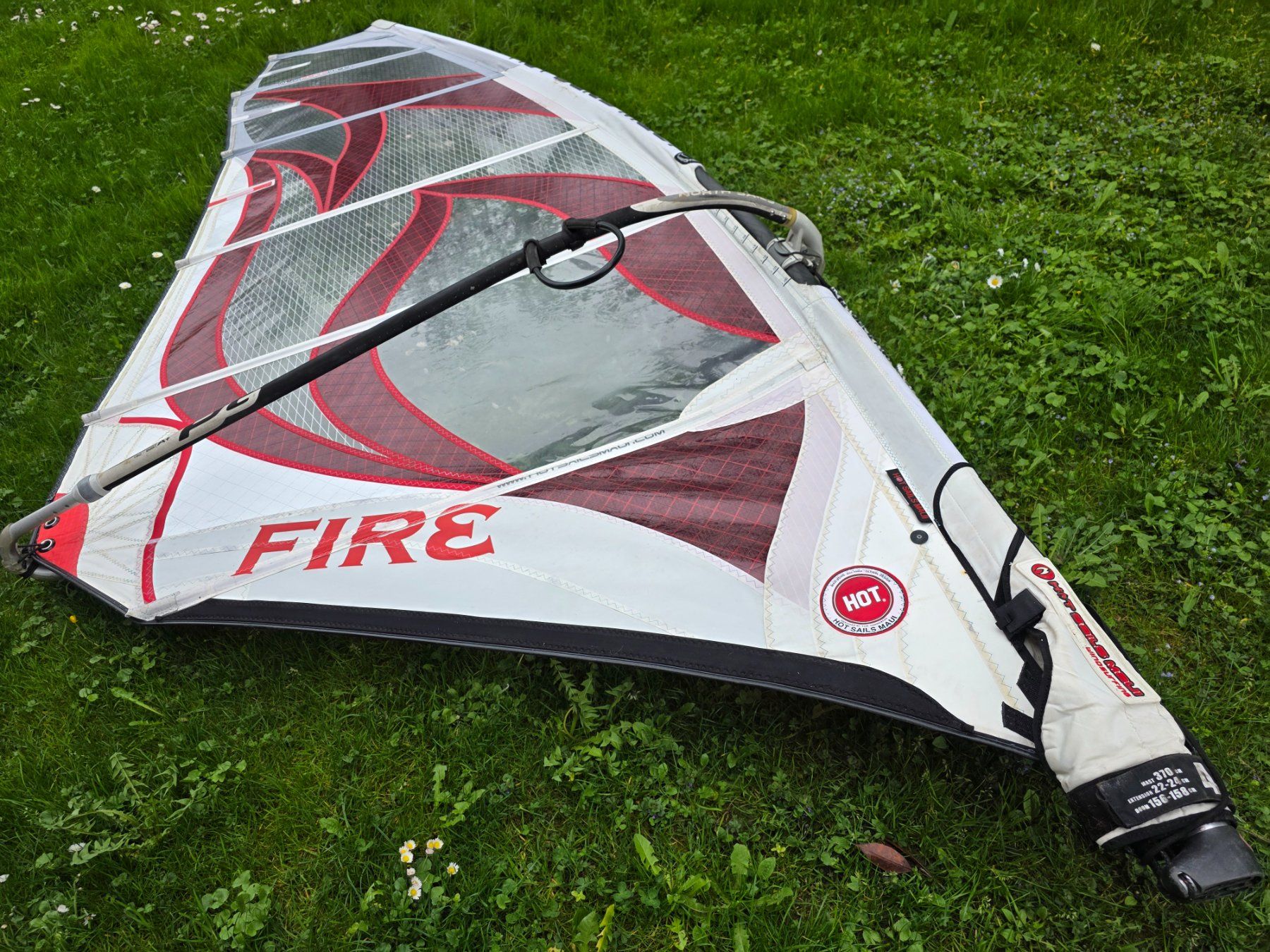Surf: Windsurf-Komplettrigg Hotsails Maui 4,2 Fire – Usato da Buchs SG venduto da swisssurfer007
