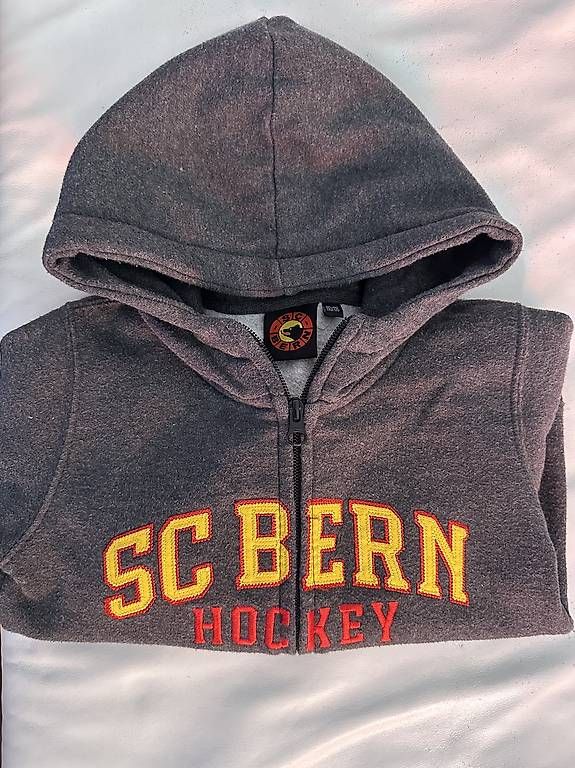 Maglioni & Felpe: Zip Hoody + Sweatpants SCB 110/116 – Usato da Bolligen venduto da nsi_7v55 2
