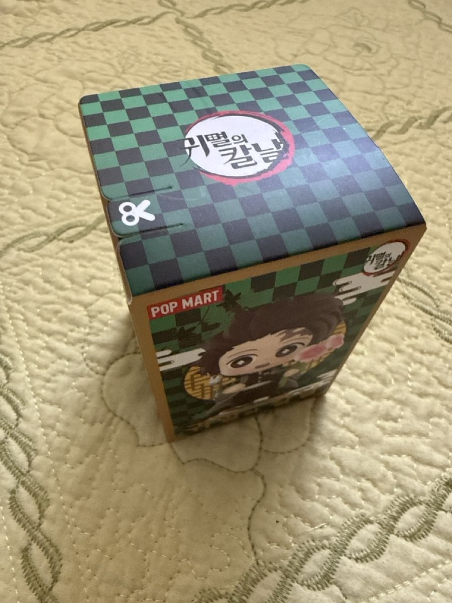 Pop Mart Statuette: Demon Slayer Pop Mart Figure – Nuovo e nell'imballaggio originale da Genève venduto da tem_d8mx 2