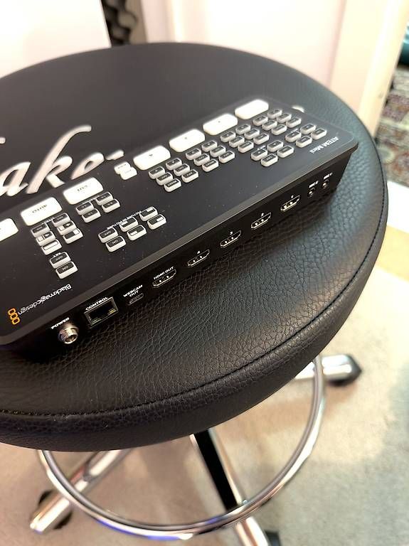 Console di mixaggio: Blackmagic Design Atem Mini PRO - Video Mixer – Usato da Zürich venduto da chefvondetjanze 1