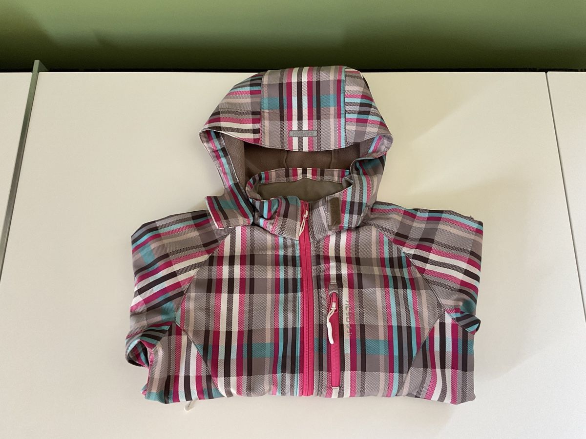 Icepeak Vestes & Manteaux: Warme Softschell Jacke Mädchen Gr.140 – D'occasion à Pfäffikon ZH par Ben0707 3