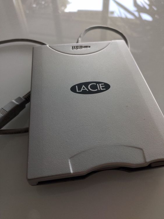 Floppy Disk Drive USB von LaCie Kaufen auf Ricardo