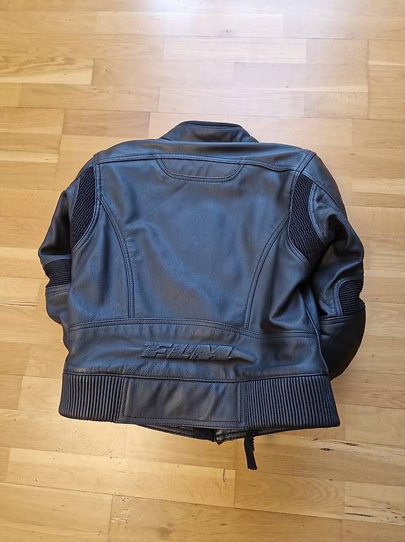 Giacche: Motorradjacke Damen schwarz – Usato da Schaffhausen venduto da RK205 1