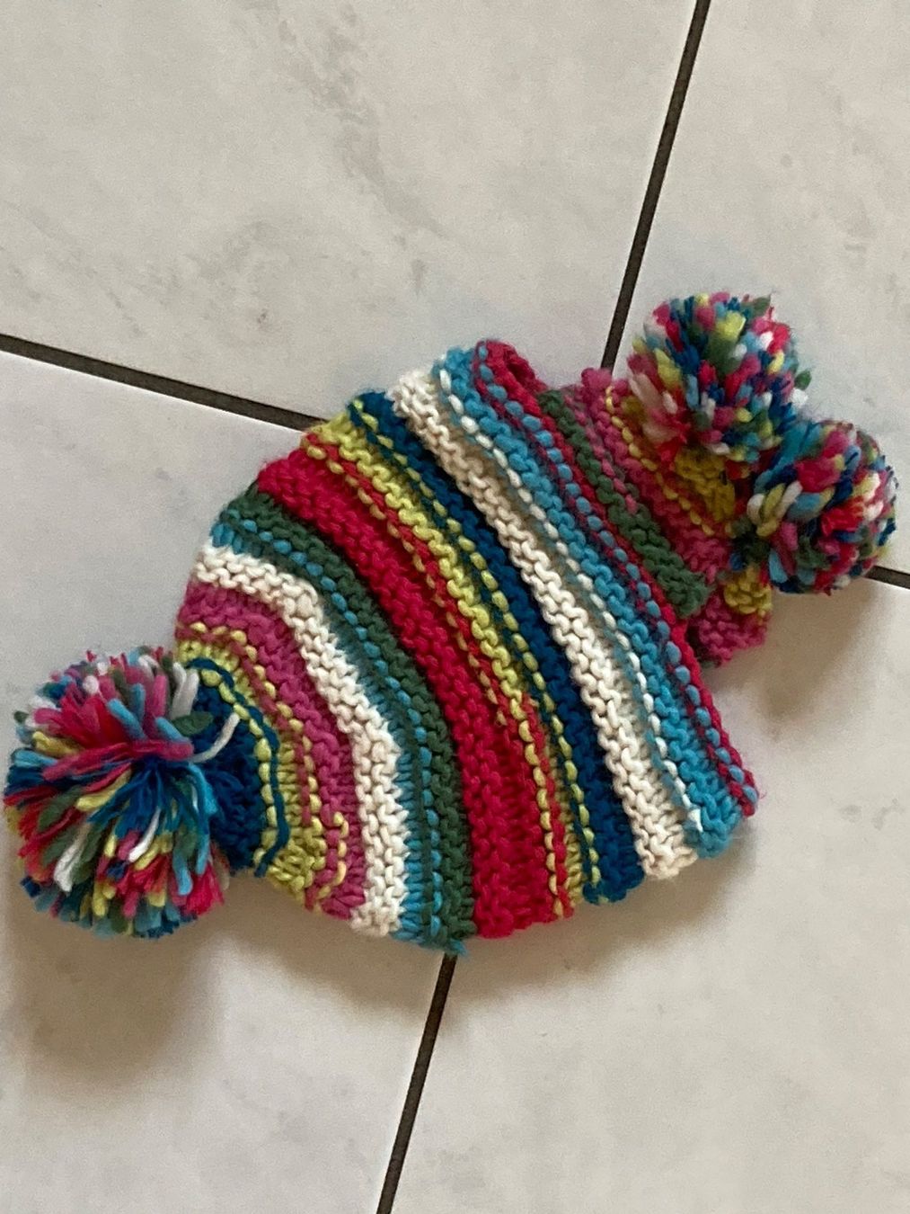 Benetton Altro abbigliamento per bambino: BENETTON bonnet 6/9ans – Nuovo (secondo la descrizione) da domdidier venduto da picolo99