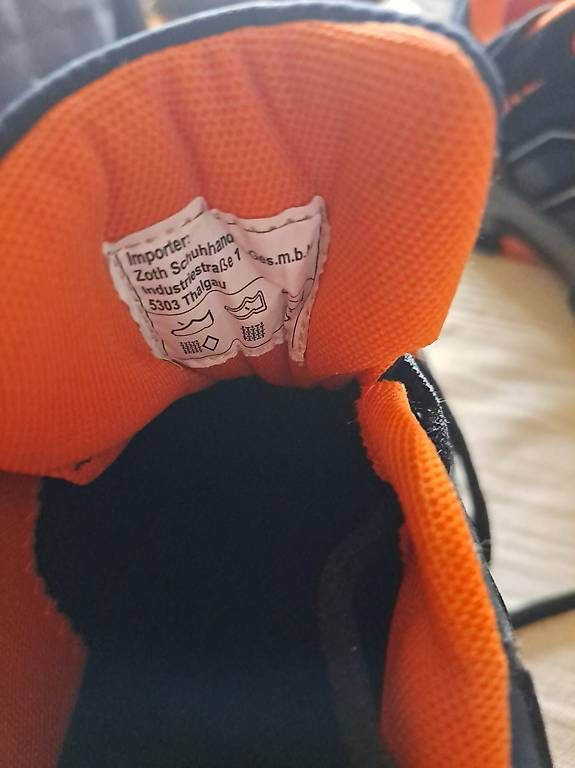 Herrenschuhe: Chaussure  – Neu und originalverpackt aus La Chaux-de-Fonds von atipik 2