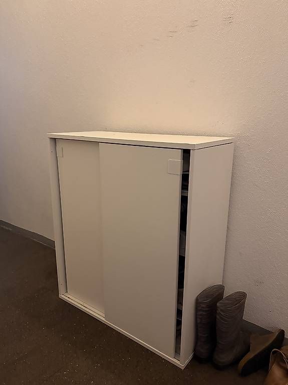 Armadi: Schuhschrank – Usato da Bern venduto da amyfly