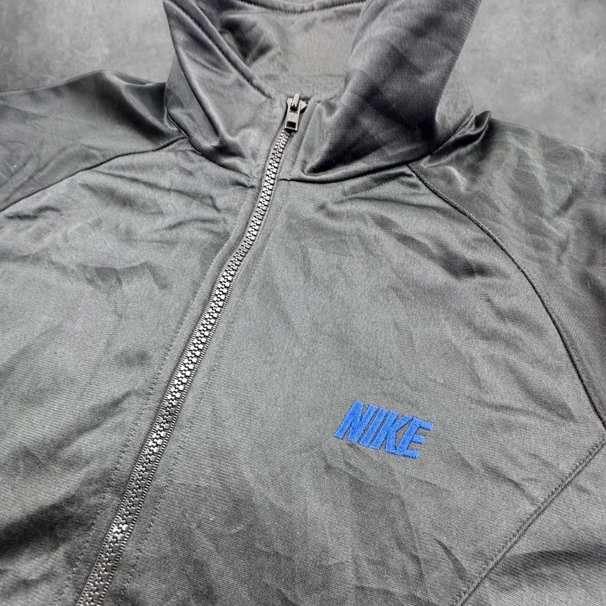 Nike Giacche: Nike black jacket – Usato da Erlinsbach SO venduto da TogaResell 1