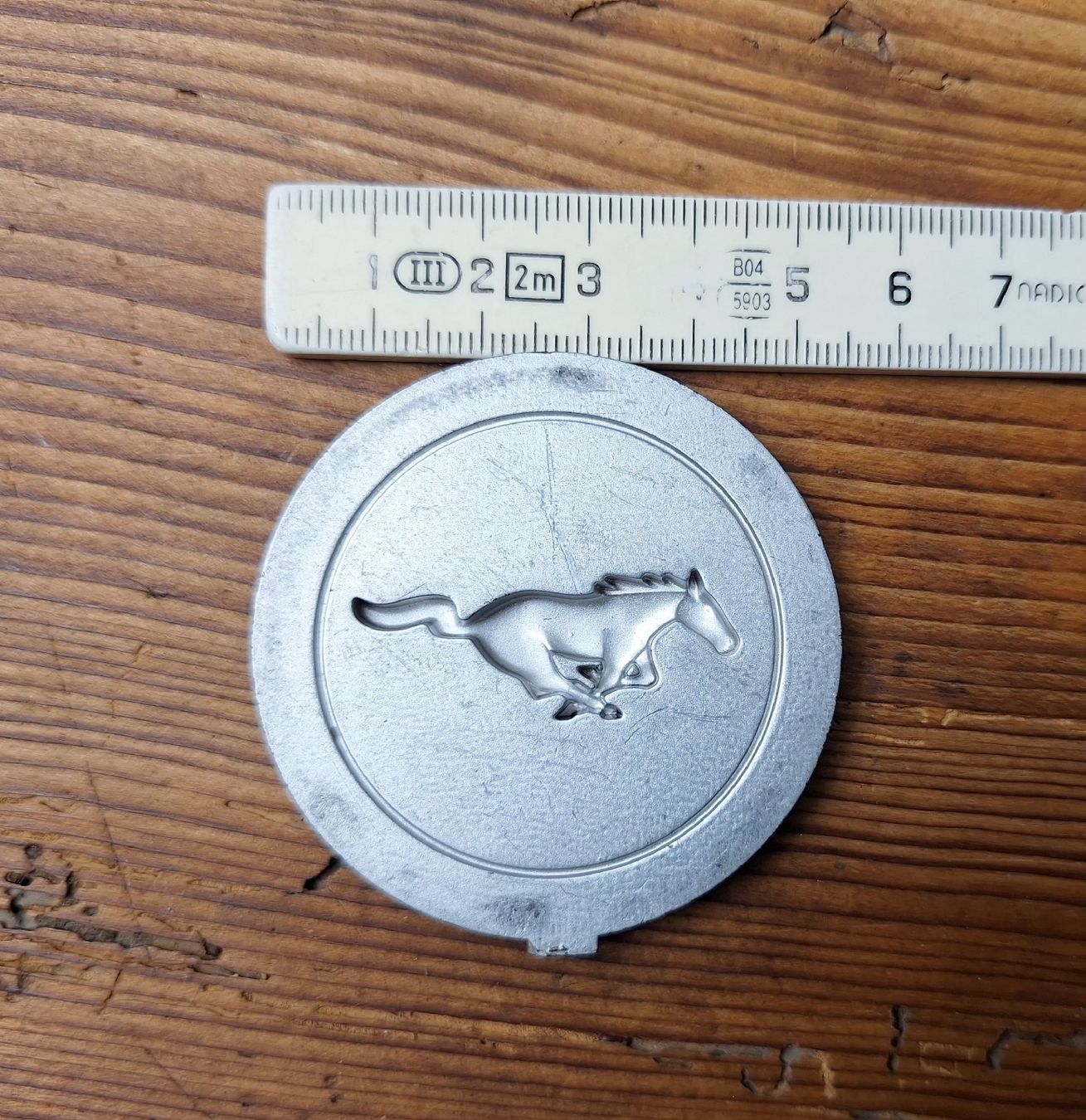Ford Tutti pezzi di ricambio auto: Ford Mustang II Embleme – Usato da Triesen venduto da BLACKSHEEP75 5