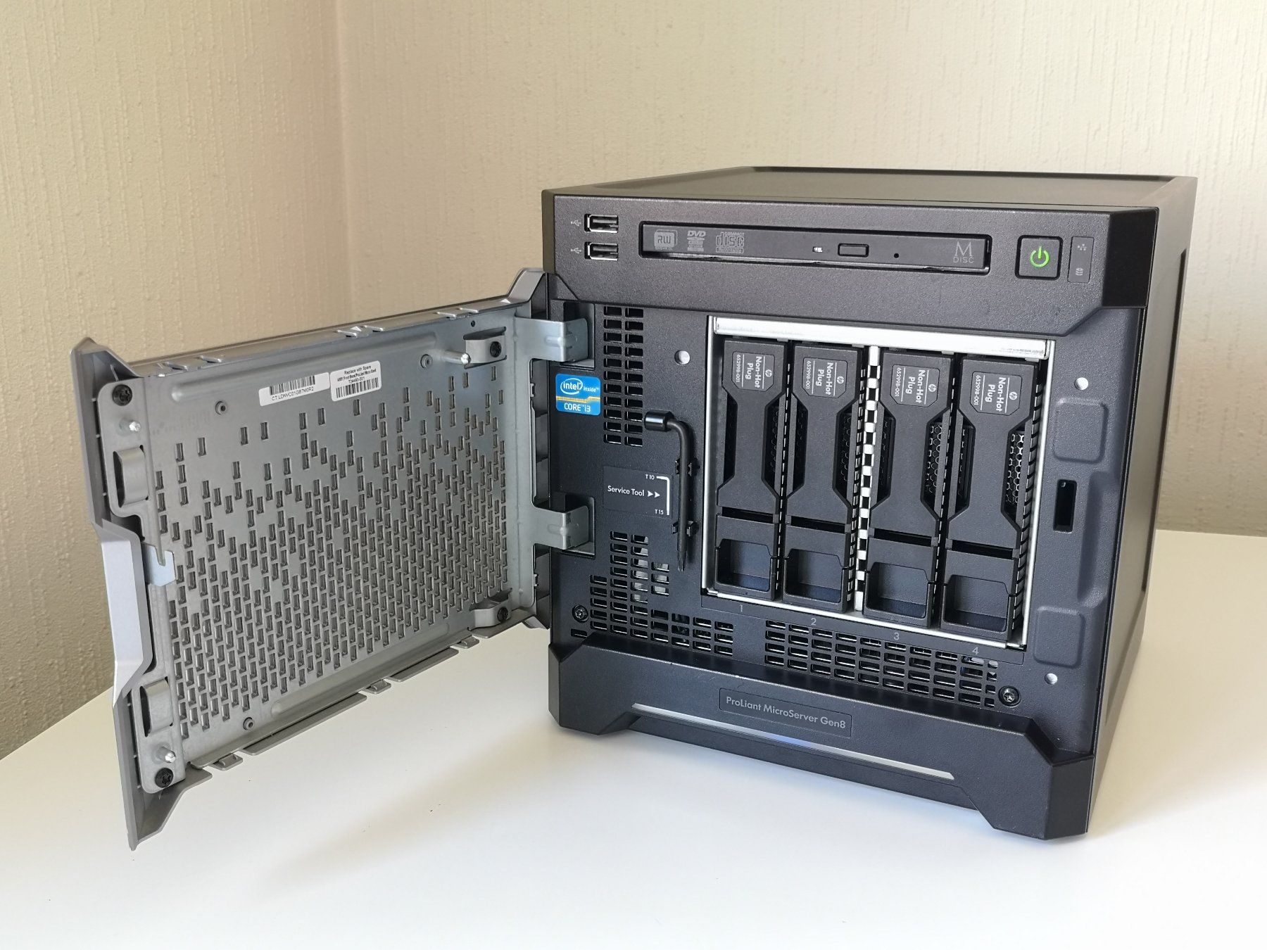 Hewlett Packard Server: HP ProLiant MicroServer Gen8 16GB – Gebraucht aus Lausanne von Conradind 1