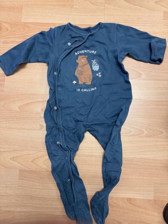 Baby Schlafanzug Grösse 92 mit Bären Motiv Adventure🐻