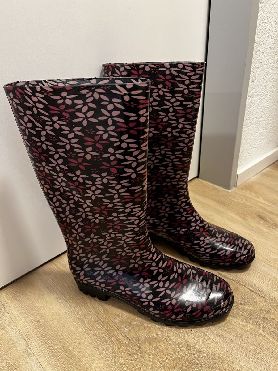 Scarpe da donna: Geblümte Regenstiefel, Größe 40 – Usato da Zürich venduto da GOJ_fr6c