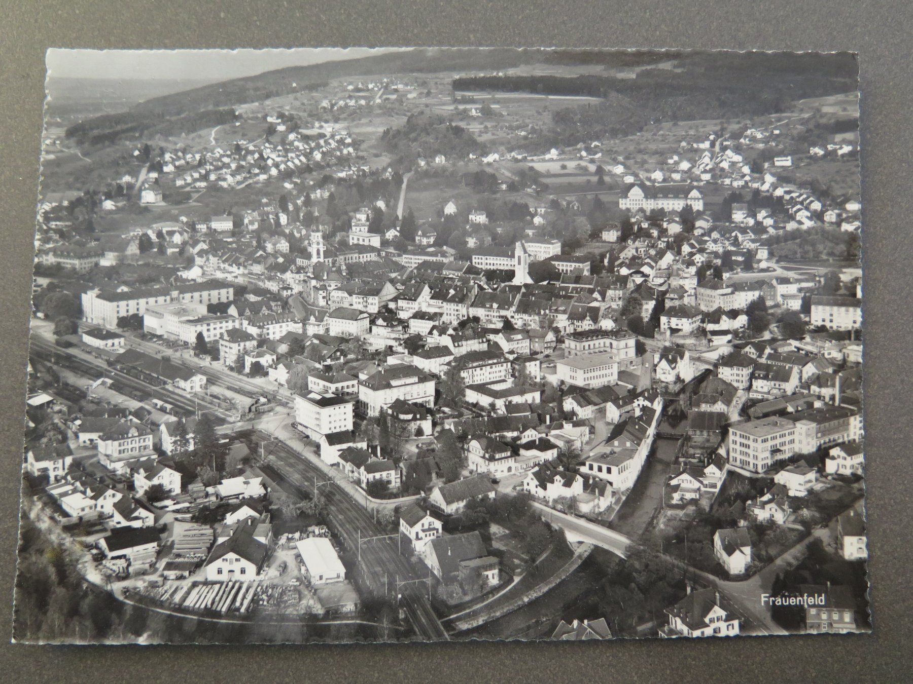Cartoline postali: FRAUENFELD - FLUGAUFNAHME – Usato da Wittenbach venduto da lipasal