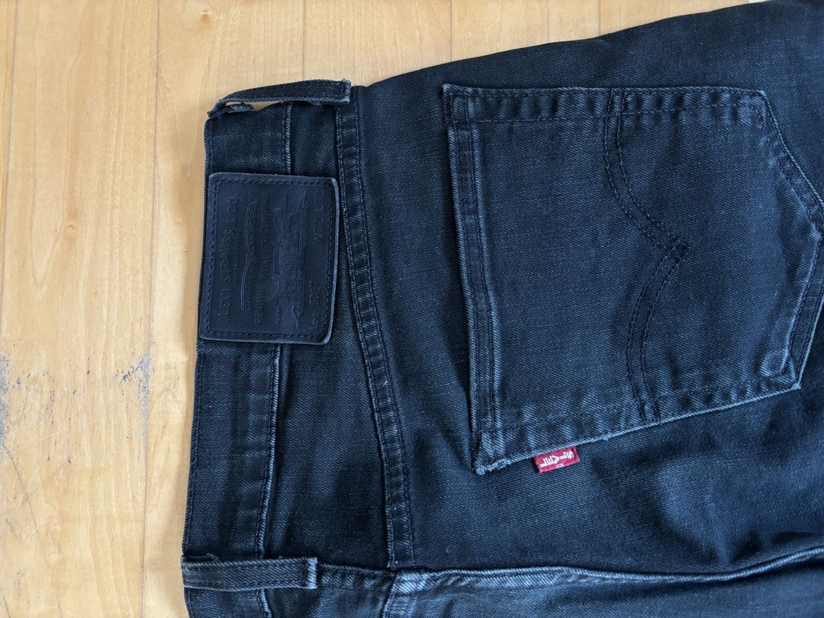 Levi's Jeans: Levis Premium Jeans 502 – Nuovo (secondo la descrizione) da ZOLLIKON venduto da FamilleArleti