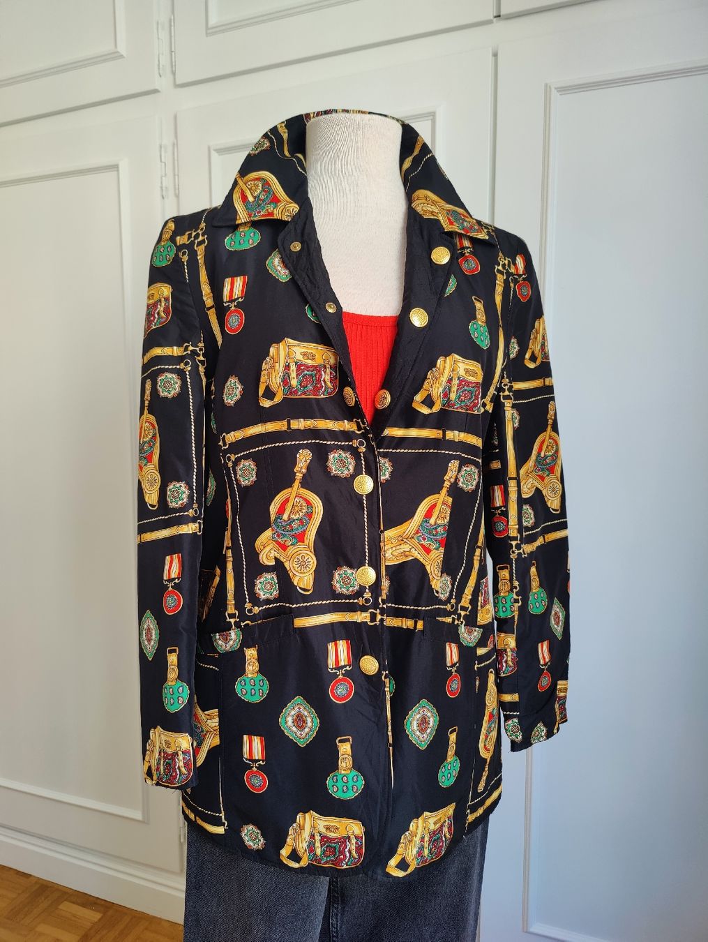 Giacche: Vintage Double-Face Baroque Silk Jacket Blazer – Usato da La Tour-de-Peilz venduto da dAutrefois 8