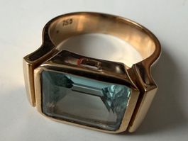 AQUAMARIN  in 750  Goldring  (18K)  Grösse:  57