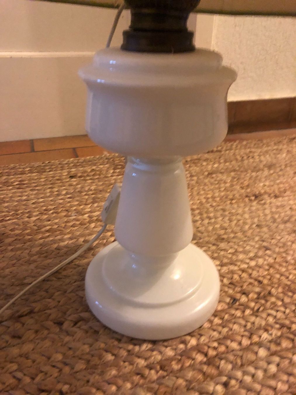 Lampade: Alte, ehrwürdige Lampe mit Opalinglas – Usato da Frauenfeld venduto da aluma14 4