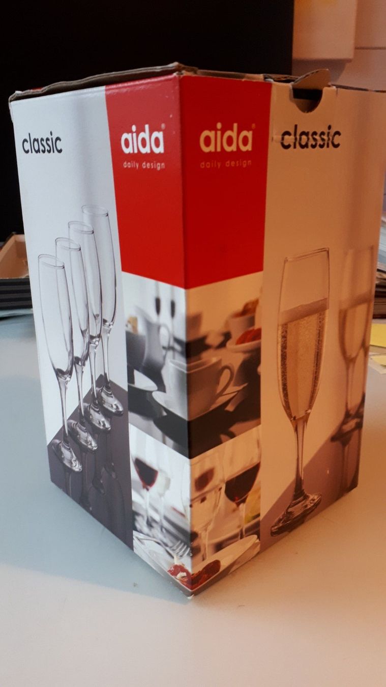 Gläser: 4 Stk  Champagner Gläser Original Aida Classic – Neu und originalverpackt aus Seewen SZ von SuperpumaDisplayTeam