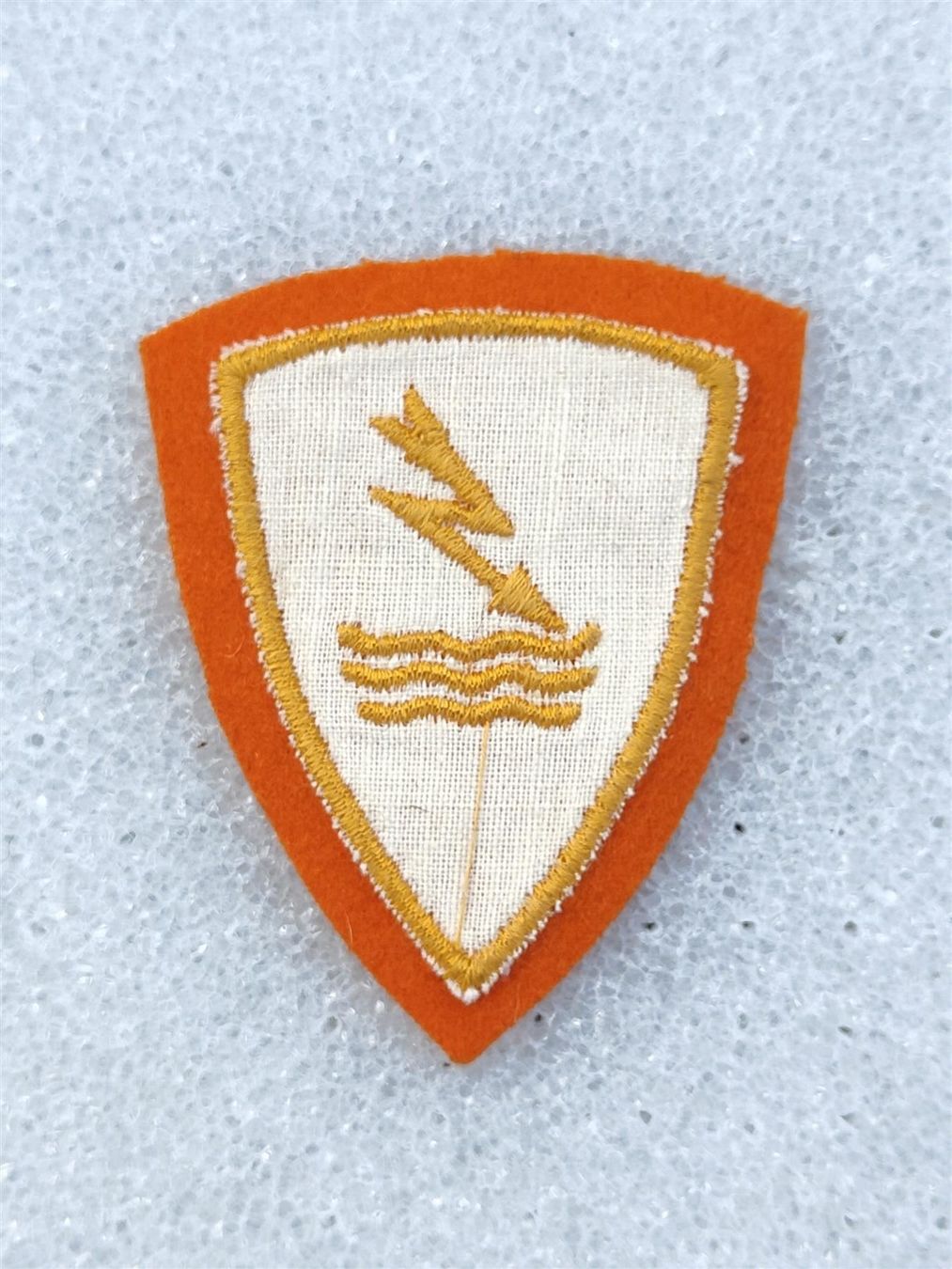 Placchette & Badge: Abzeichen Warndienst HD Ord. 1949 V1 – Usato da Bauma venduto da SwissMilitaria 1
