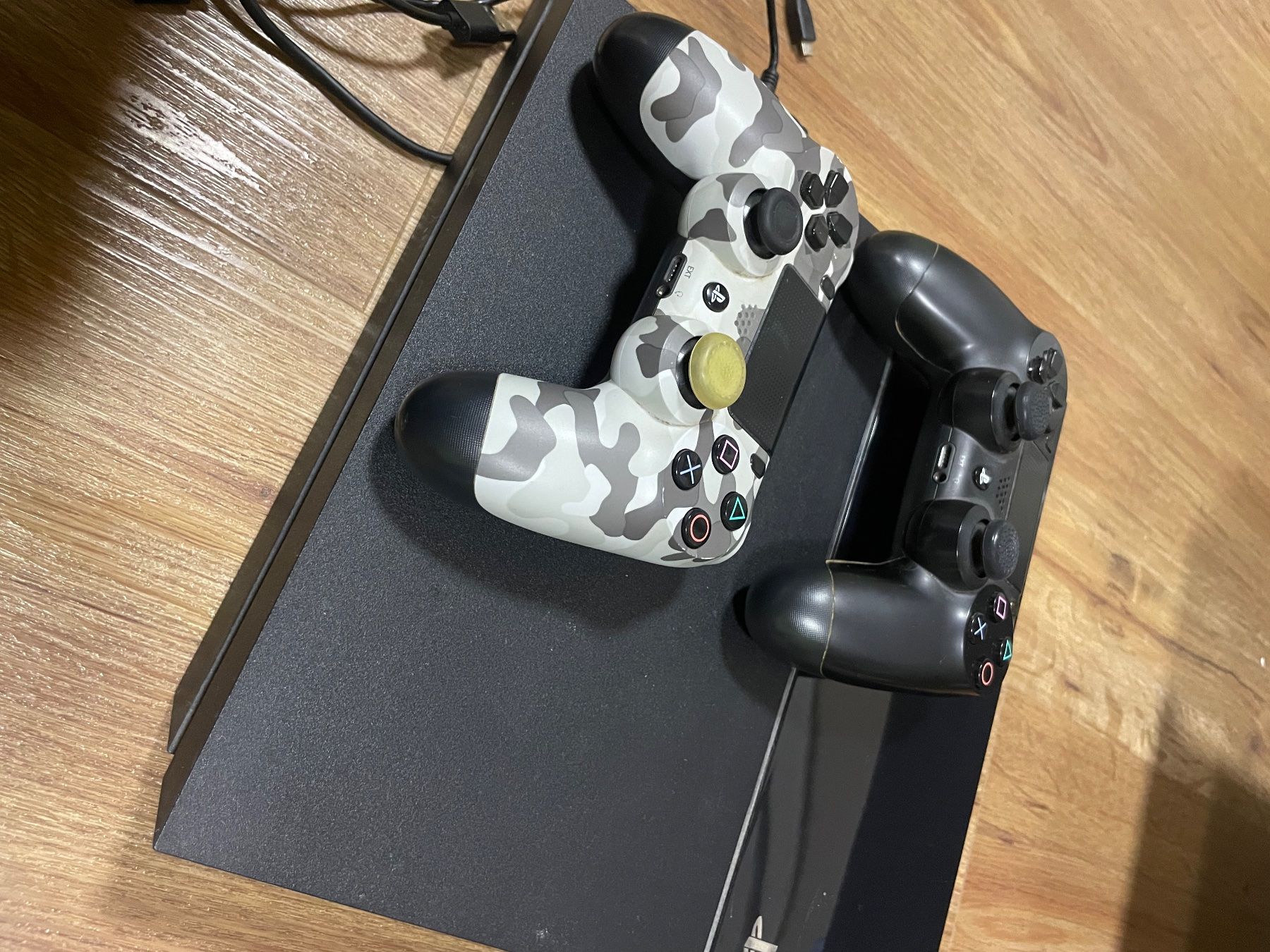 Sony Console: PS4 – Usato da Bristen venduto da kim_hp69