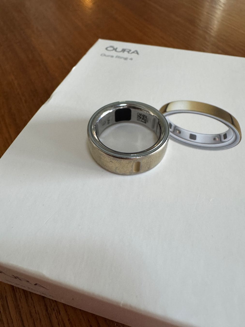 Oura Anelli: Oura Ring 4 Smart-Ring Grösse 9 gebraucht gold – Usato da Buchs ZH venduto da lis_fv6v 1