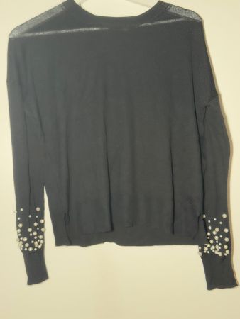 Pullover mit Perlen