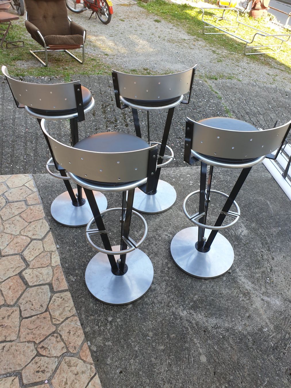 Sculptures & Statues: Barstool "Dry Martini" Design Pedro Miralles – D'occasion à rebstein par spacy73 5