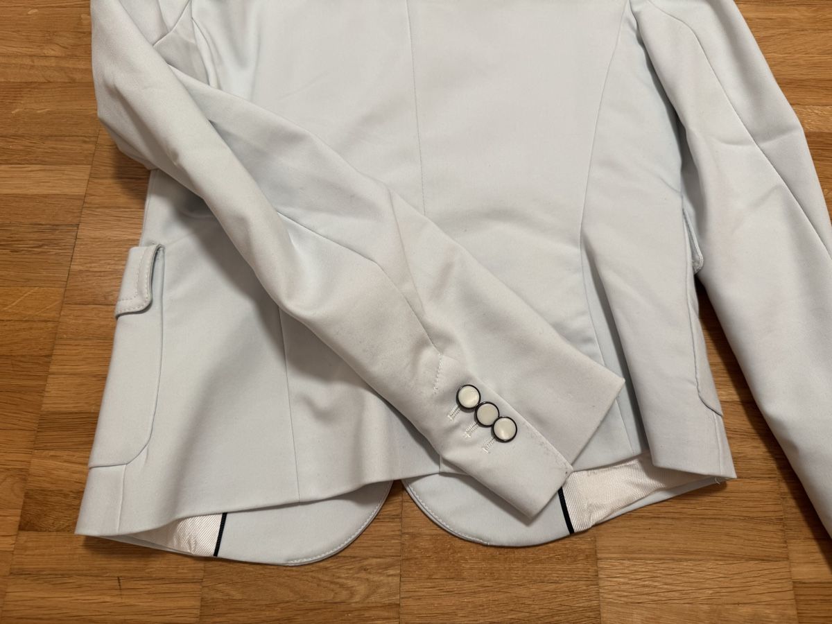 Zara Completi & Tailleur: Zara Basic Sommerblazer Hellblau, Gr. S - Neuwertig! – Nuovo (secondo la descrizione) da Jona venduto da Good_luck_ 8